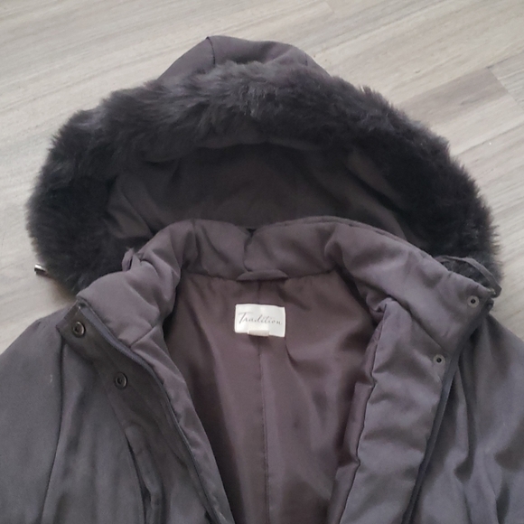 🎉3/$40🎉Grey Hooded Coat - Picture 2 of 5